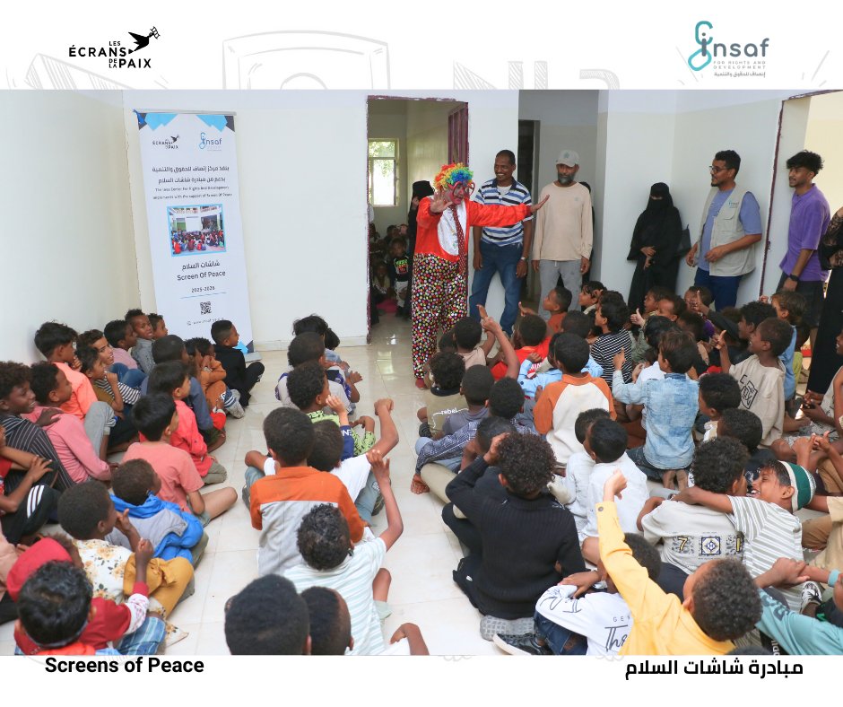 Insafyemen's tweet photo. The Screens of Peaceinitiative seeks to create #Safe_Spaces for entertainment, promote #Social_Inclusion, support civil society efforts in #Child_Protection, and provide positive alternatives to unsafe #Digital_Content.

From the activities of the #Screens_of_Peace_Initiativefor children in Al-Sharqiya neighbourhood, Dar Saad District, implemented by Insaf Center for Rights and Development in the districts of #AdenGovernorate #Yemen.