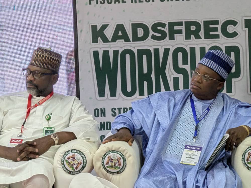 Kaduna Update: Governor Uba Sani has arrived at Fifth Chukker to declare open the Fiscal Responsibility Commission’s workshop for local government staff. 
The focus remains clear: strengthening public finance management and upholding the Governor's agenda for a more transparent