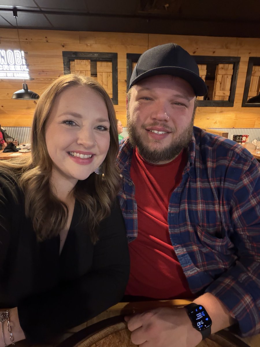 The weekend included <a href="/jessetack/">Jesse Tack</a> meeting a listener of the show, Justin! <a href="/AnnaMarie_Media/">Anna Marie</a> had family game night and Jake had date night with his wife!