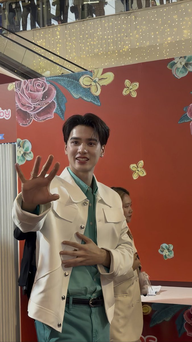 เอิ้ก tweet media