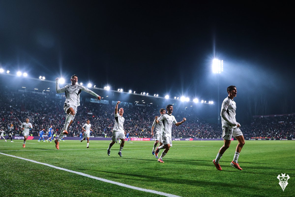 𝗟𝗮 𝗹𝗲𝘆𝗲𝗻𝗱𝗮 𝗱𝗲 𝗹𝗼𝘀 𝗺𝗼𝗹𝗶𝗻𝗼𝘀 𝘆 𝗹𝗼𝘀 𝗴𝗶𝗴𝗮𝗻𝘁𝗲𝘀.

👨🏻‍💻 La previa de una semana apasionante en la #CopaDelReyMapfre: rfef.es/es/noticias/la… 

#LaCopaMola🏆