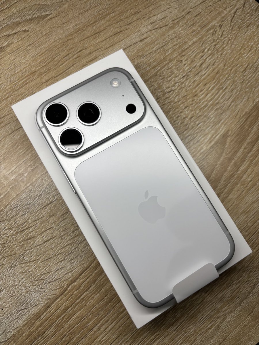 𝑴🕴🏽𓅓 tweet media