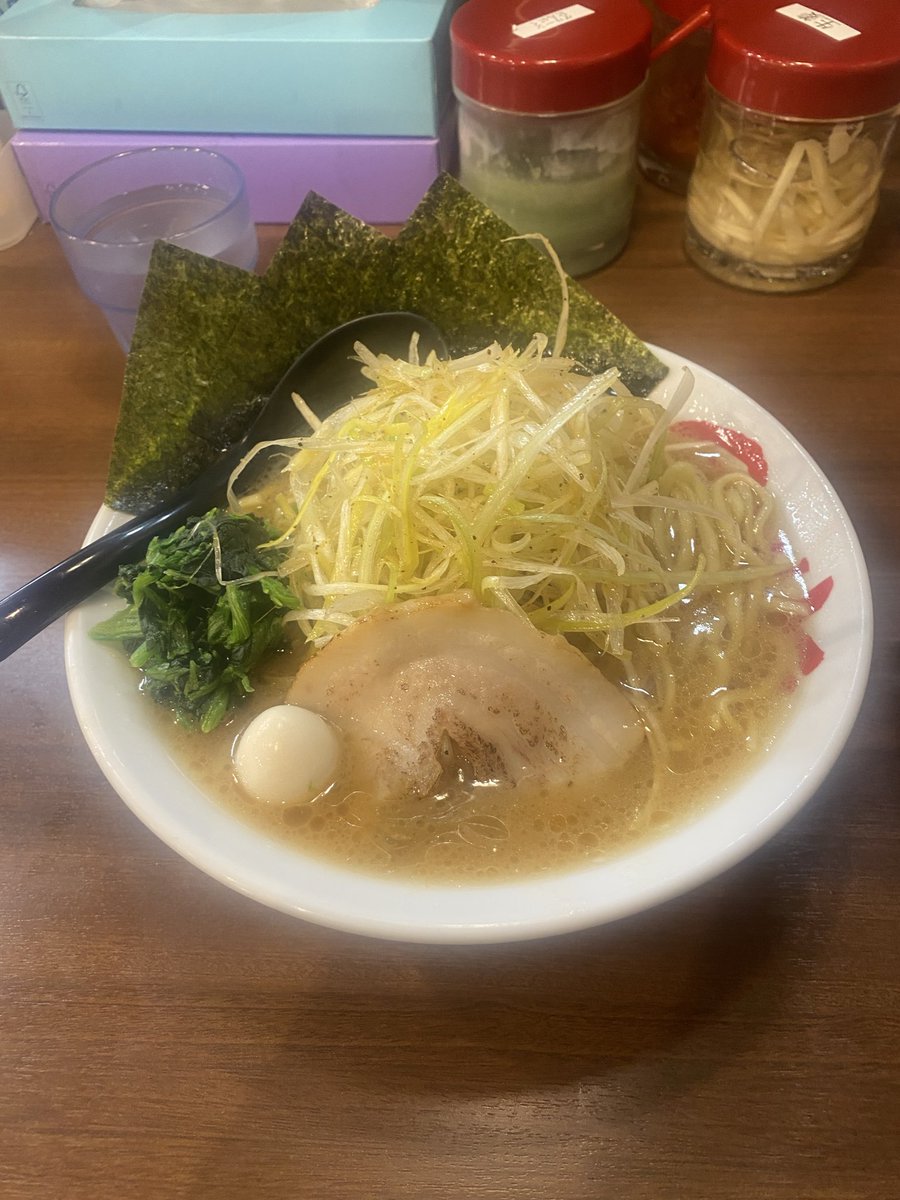 Sllger's tweet photo. 沁みるわ
店内で妖怪ウォッチのうにゃうにゃよーて曲流れてて懐かしかったわ https://t.co/D1VAGMeoaO