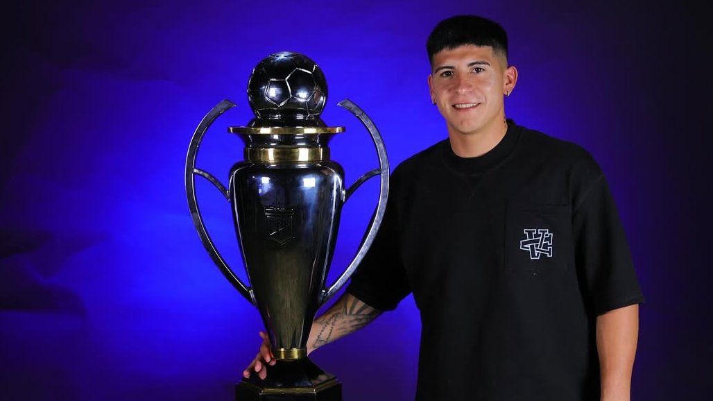 Sábado Vélez tweet media