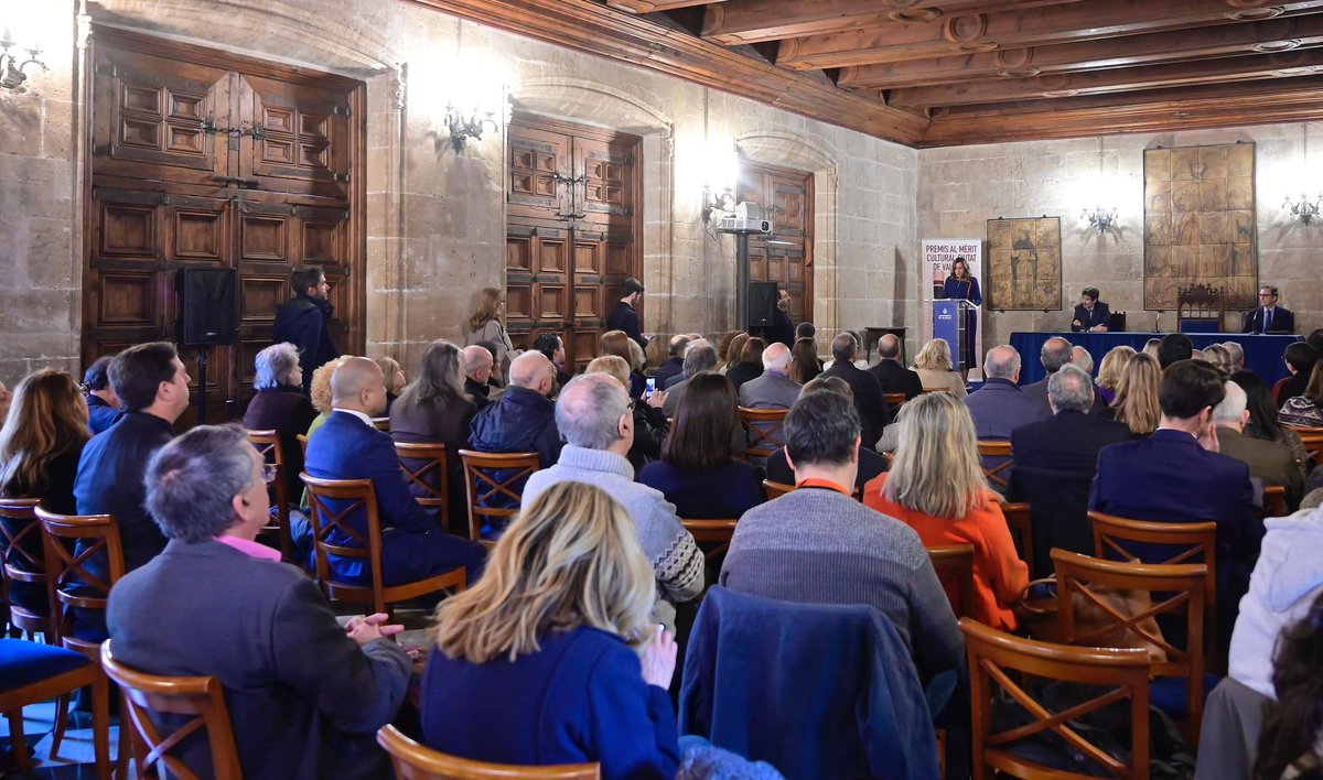 María José Catalá tweet media