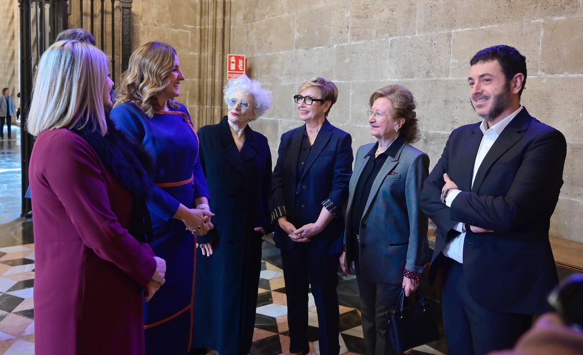 María José Catalá tweet media