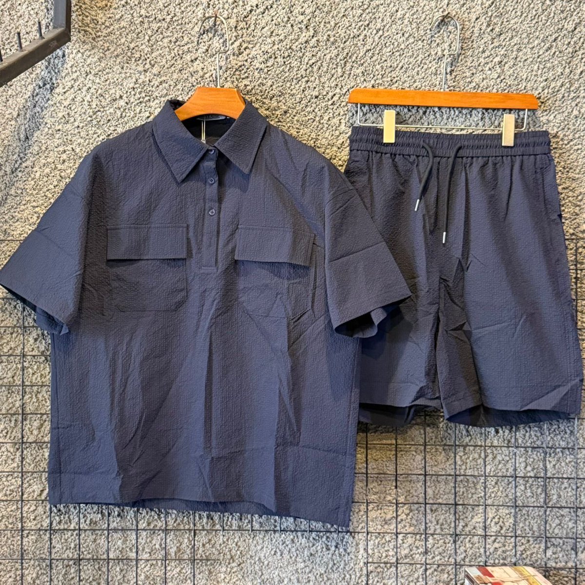 PolymathAye's tweet image. Two pieces are also available for your pepedem moves.

Tyla Grammy Davido 
#30BG #30BGFORLIFE 
Happy New Month