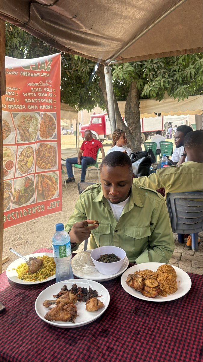 𝔸b𝕒𝕫𝕫 tweet media