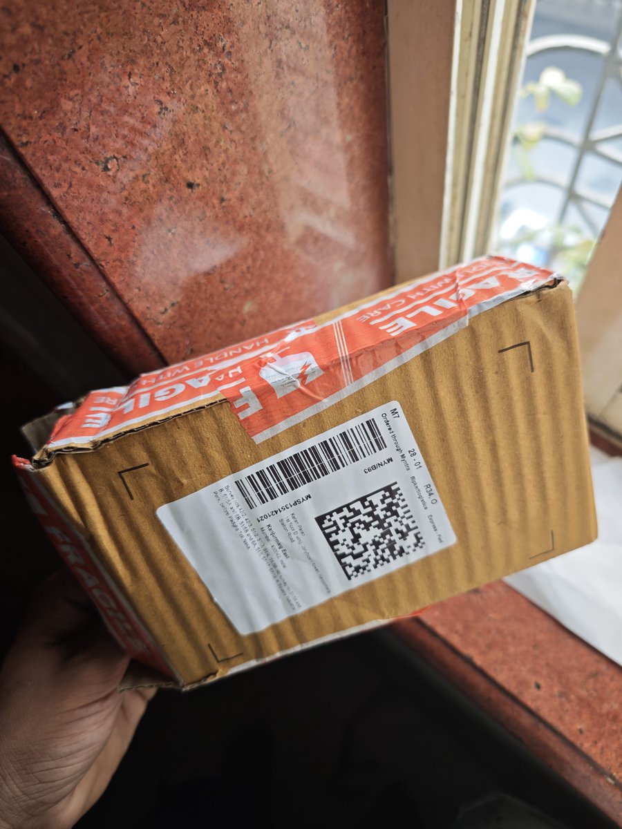 ketanparab1's tweet photo. This is blatant consumer fraud.
Resolving this via Consumer Court if not fixed immediately.
Ticket ID: IN26012817241164912942
#Myntra #CustomerService #Theft #OnlineShopping @ConsumerCourt @jagograhakjago #unresolved #MyntraScam #SupportQualityIssue #servicequality #deliveryIssue https://t.co/6kShgQrqAC