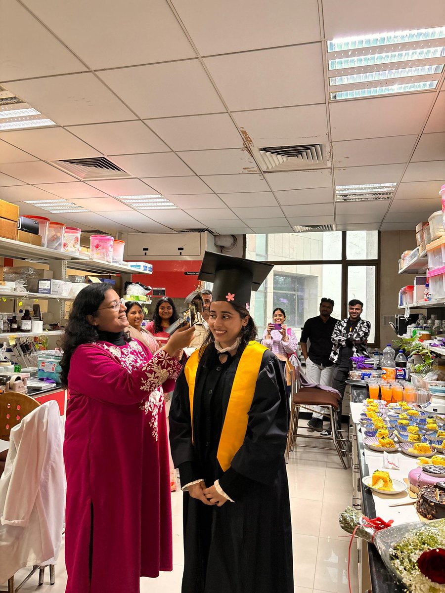 Pinky02Agarwal's tweet photo. Congratulations for completing your journey to becoming Dr. Antima @AntimaY37831636 https://t.co/bLx0a5pO5P
