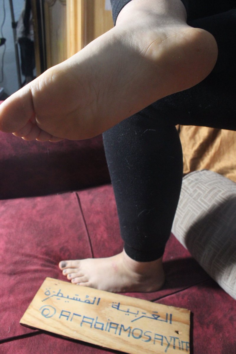 شارك 30 بوست و تواصل خاص للانضمام لنا و خدمة ملكاتنا العظيمات !!
شرف خدمة ملكاتنا صعب يناله اي حد ...في مقاييس و شروط كثيرة مشان تصل لمرتبة خادم العربية المسيطرة !!