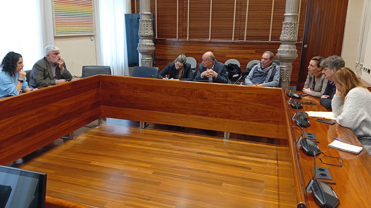 Hoy nuestros compañeros dell CSCA han acompañado a Raji Sourani, abogado palestino de Derechos Humanos del equipo legal de la demanda de Sudáfrica ante la Corte Internacional de Justicia en su visita a <a href="/JuntaAsturias/">Junta General del Principado de Asturias</a> en reuniones con el Presidente y Grupos Parlamentarios