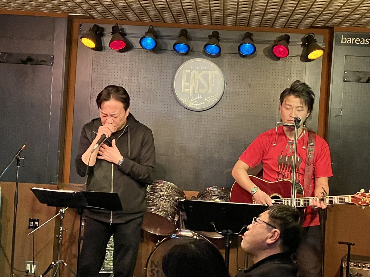 makozuba's tweet photo. 第461回マコ酒RUN
北野誠も歌います
#makozuba #CBCラジオ #cbc1053 #四日市 #BAREAST https://t.co/w8VOYhYPF4
