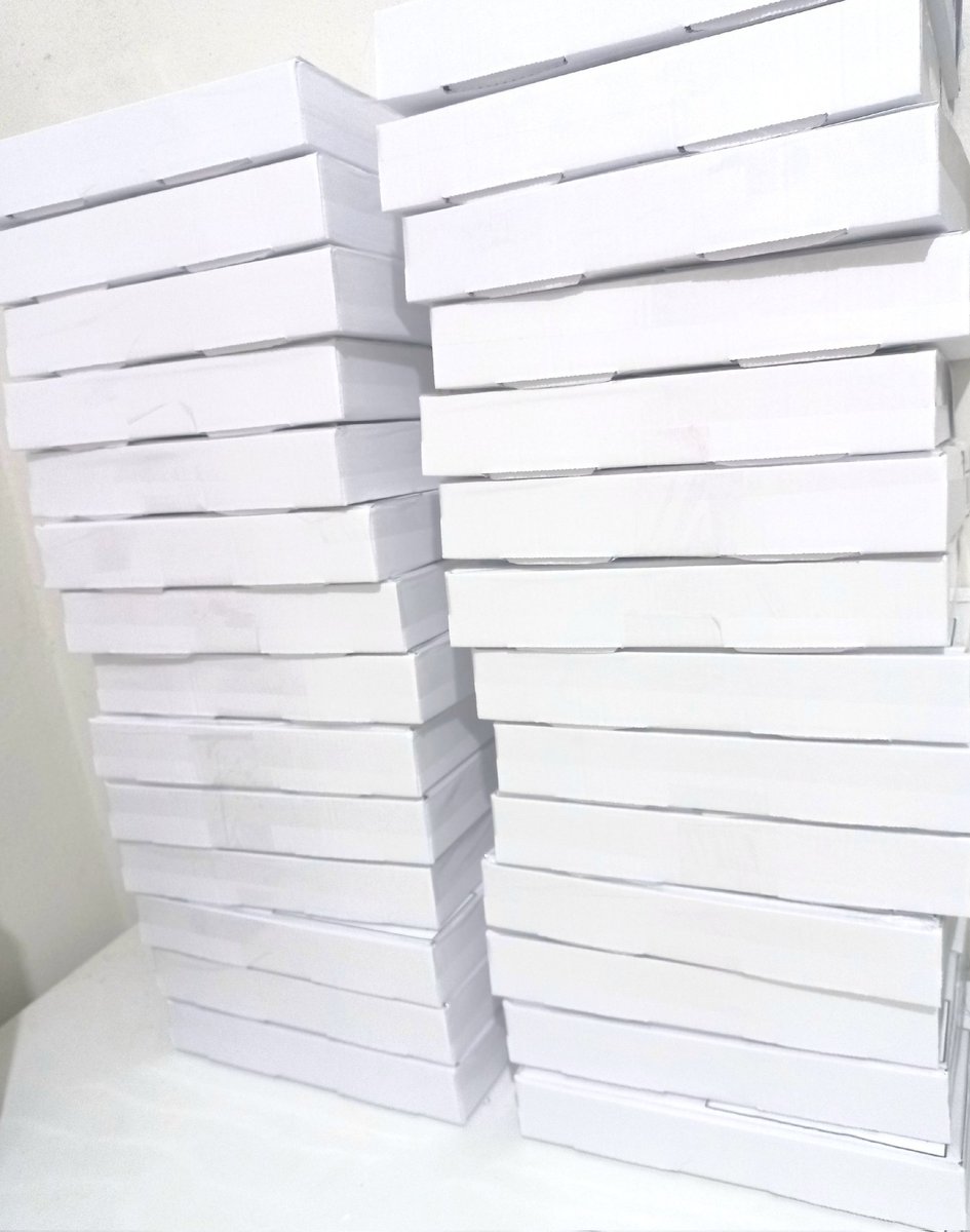 mydrawsof's tweet image. Por aqui assim 📮📦