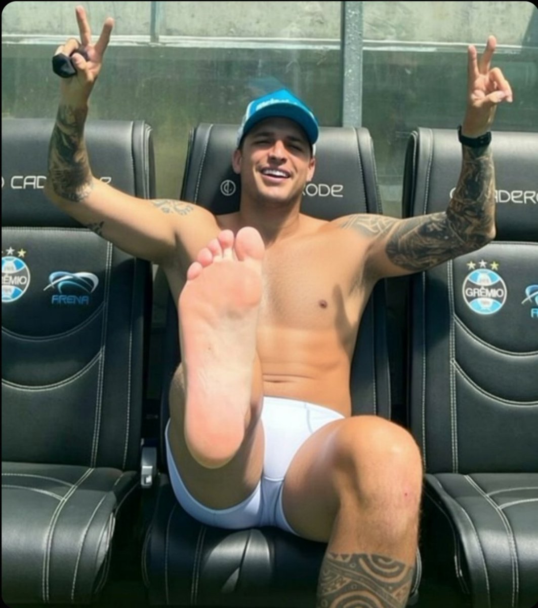 GOON PRIOR tweet media