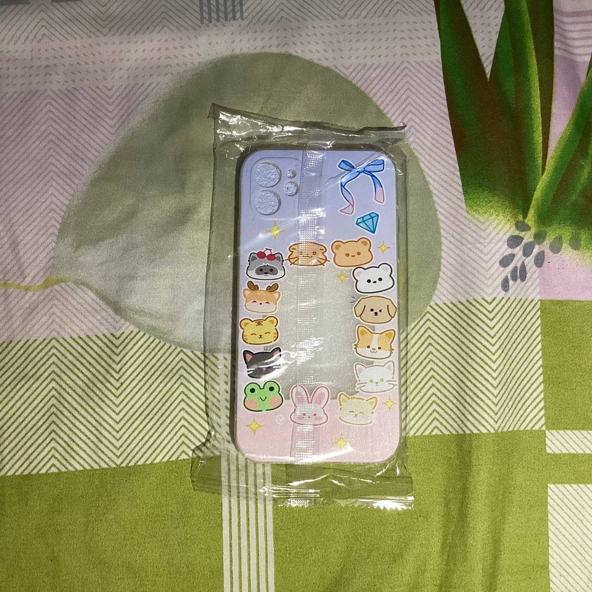icaruscreation_'s tweet photo. #IcarusCreationsOnhand 

ONHAND SALE ‼️

wts lfb ph seventeen
help rt

SVT Carat Phone Case for IPhone 11 
₱85

~ onhand, ready to ship
~ all in price

DOP: payo/3 days

reply/dm to claim https://t.co/w2xQDf5wTS