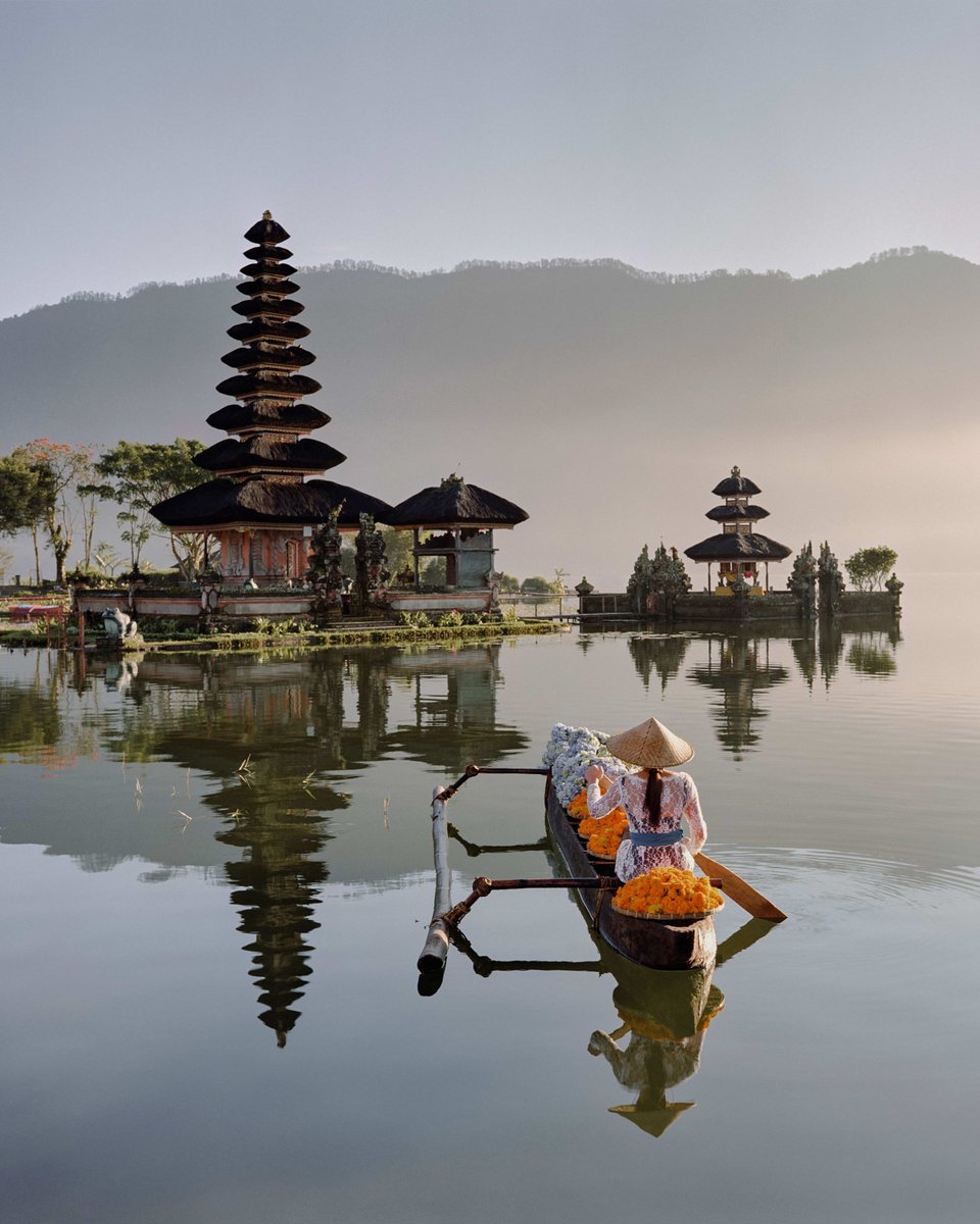 Thinking about a World Cruise? The new Endless Worlds itinerary from Explora Journeys invites you to India, Sri Lanka, Southeast Asia, the seas of Oceania and beyond in 2029. 

Contact me to stay informed as details unfold.
#ExploraJourneys #OceanStateOfMind #SailUnique