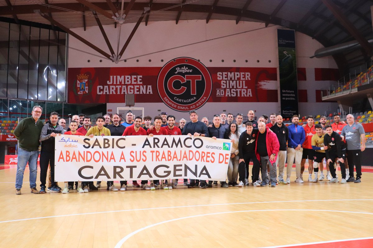 ✊🏼⚒️ Cartagena es industria, es trabajo y es gente que nunca se rinde.

Detrás de cada puesto de trabajo en Sabic y Aramco hay una familia, una historia y un futuro por los que hay que luchar. 💪🏼

¡Estamos con todos vosotros! ❤️🤍