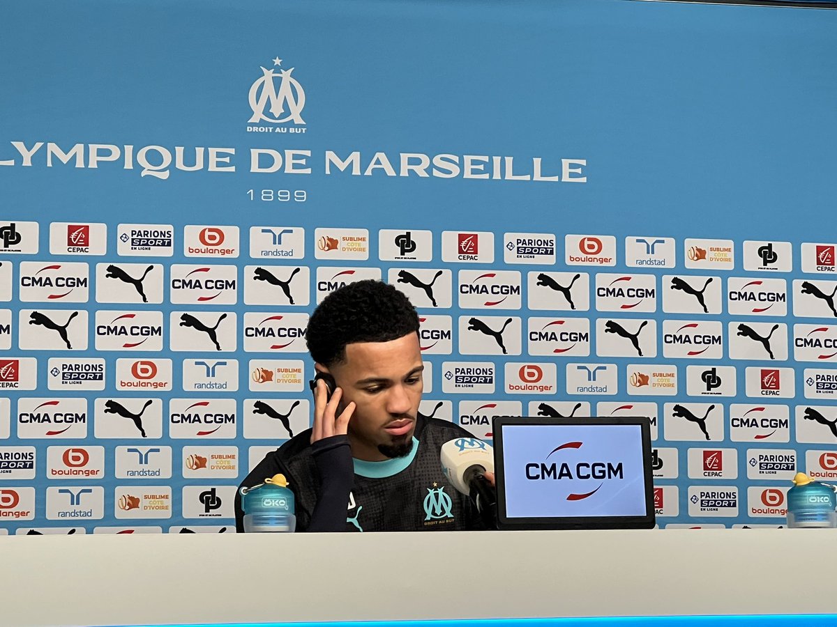 LaMinuteOM_'s tweet photo. 🚨 Ethan Nwaneri sur l'élimination en LDC :

« Collectivement, la déception était énorme. 

L’objectif était de se qualifier pour la Ligue des champions, donc la frustration est forcément là. 

Mais il a fallu vite rebondir : deux ou trois jours plus tard, on rejouait déjà. »

#TeamOM | #OMSRFC