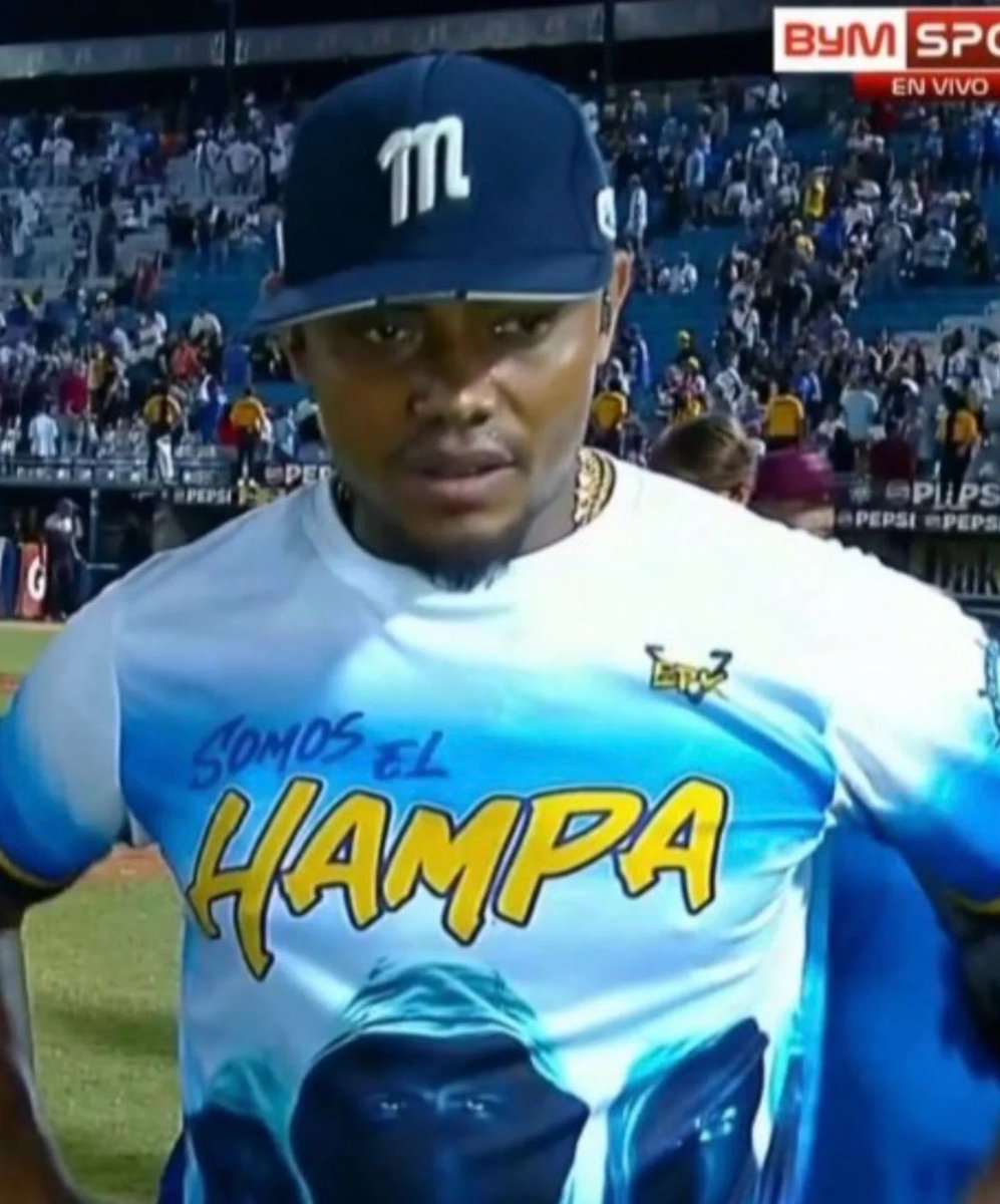 Repudio total a la camiseta de "Somos el hampa". El béisbol es un espacio familiar y Magallanes es una institución seria, no una banda. Un jugador debe ser ejemplo, no un promotor de antivalores. La Nave se respeta. ⚓️❌ #Magallanes #OrgulloMagallanero