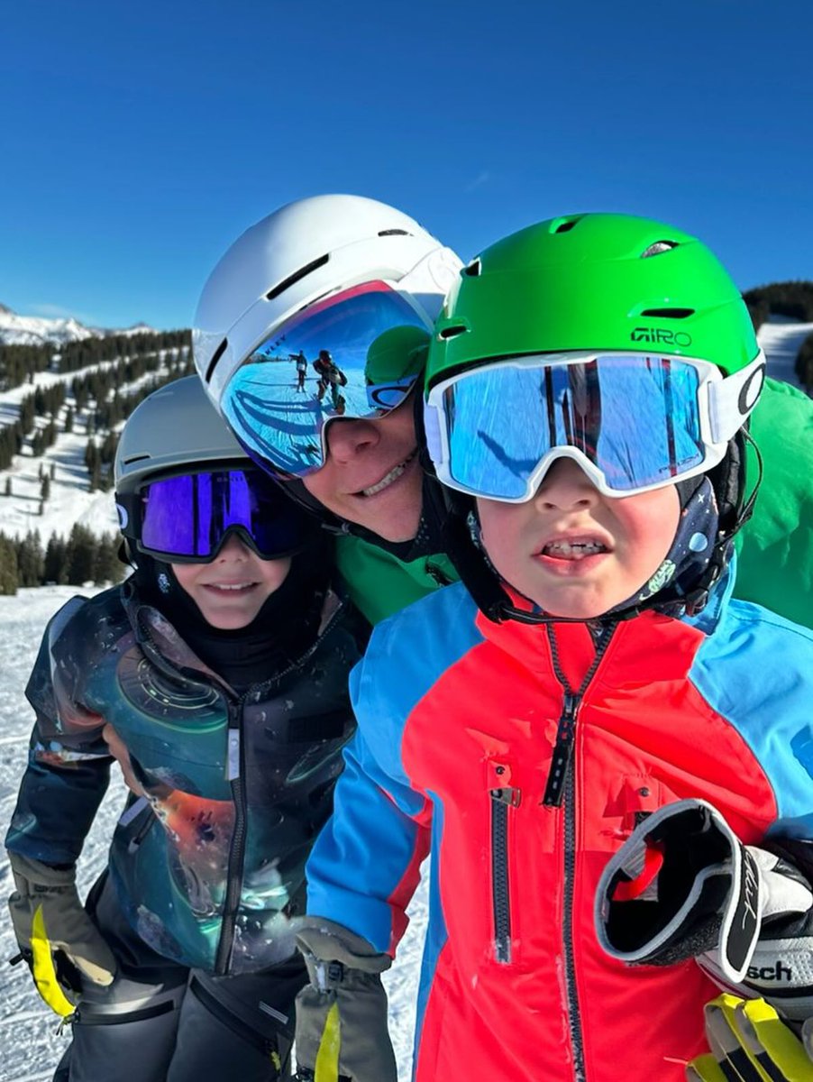 Tropa De Anahí ⭐ tweet media