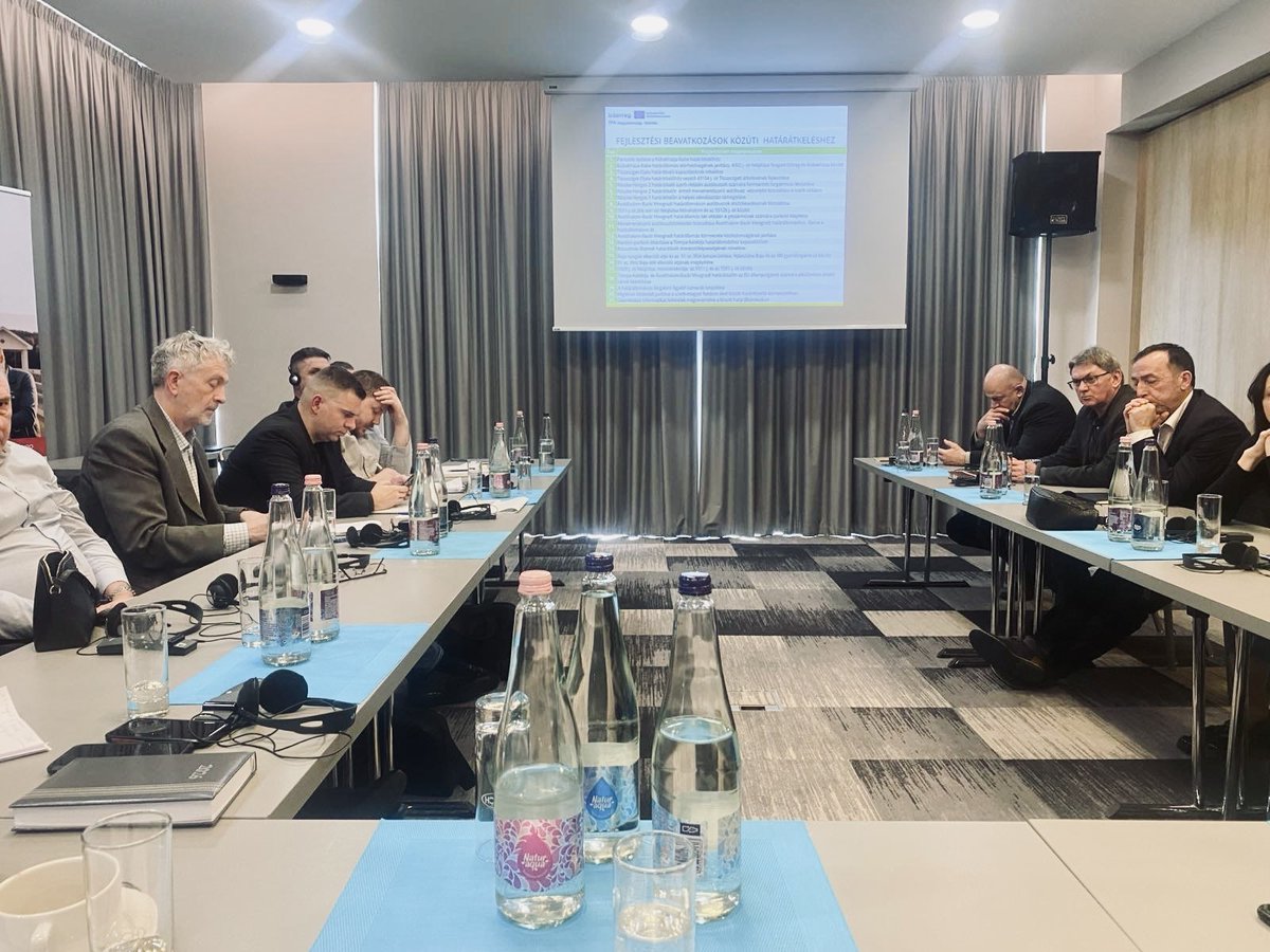 PSRRMSLS's tweet image. Циклус радионица у оквиру пројекта „Меке границе у ДКМТ-у“

Током друге фазе пројекта организован је циклус од четири тематске радионице посвећене унапређењу прекограничне инфраструктуре и олакшању преласка државне границе између Србије и Мађарске. skr.rs/zKnD