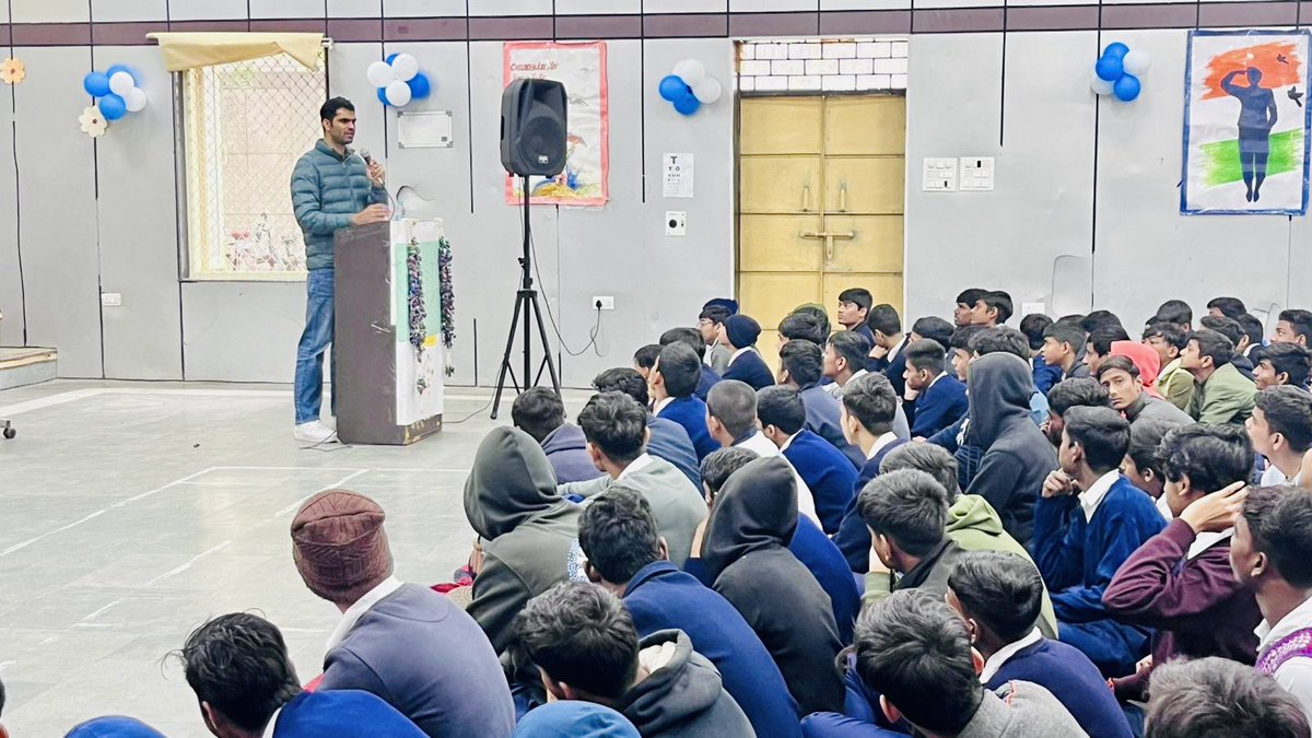 vikassangwan01's tweet photo. Interacted with the youth on Cyber Safety. One step at a time https://t.co/7X8aCKZZAv