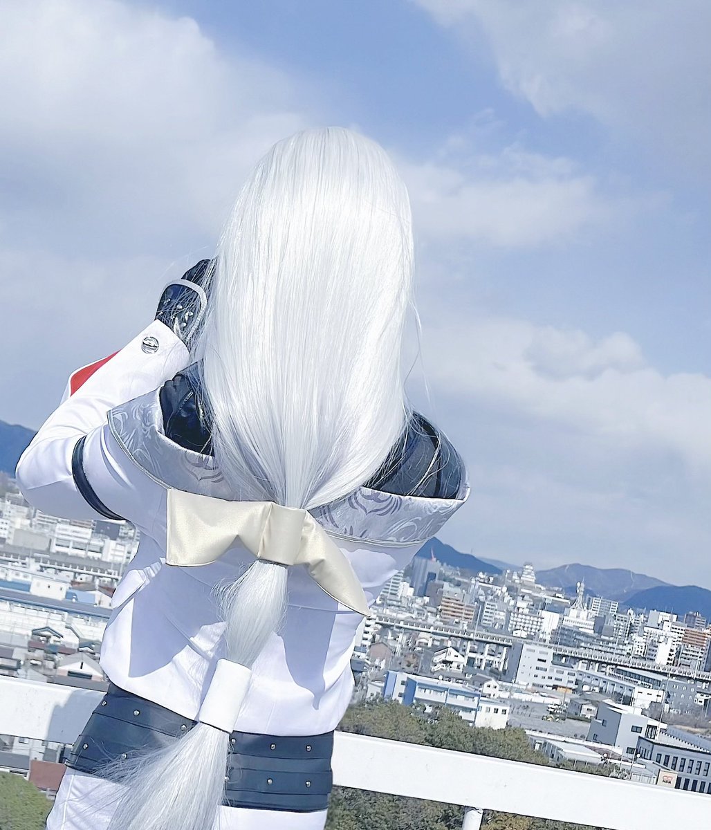 Cosplay┊︎刀剣乱舞

姫ﾁｬﾝ今日記念日だったのー！？
取り急ぎですがおめでとう😍
#2月2日は刀帳202番の姫鶴一文字の日