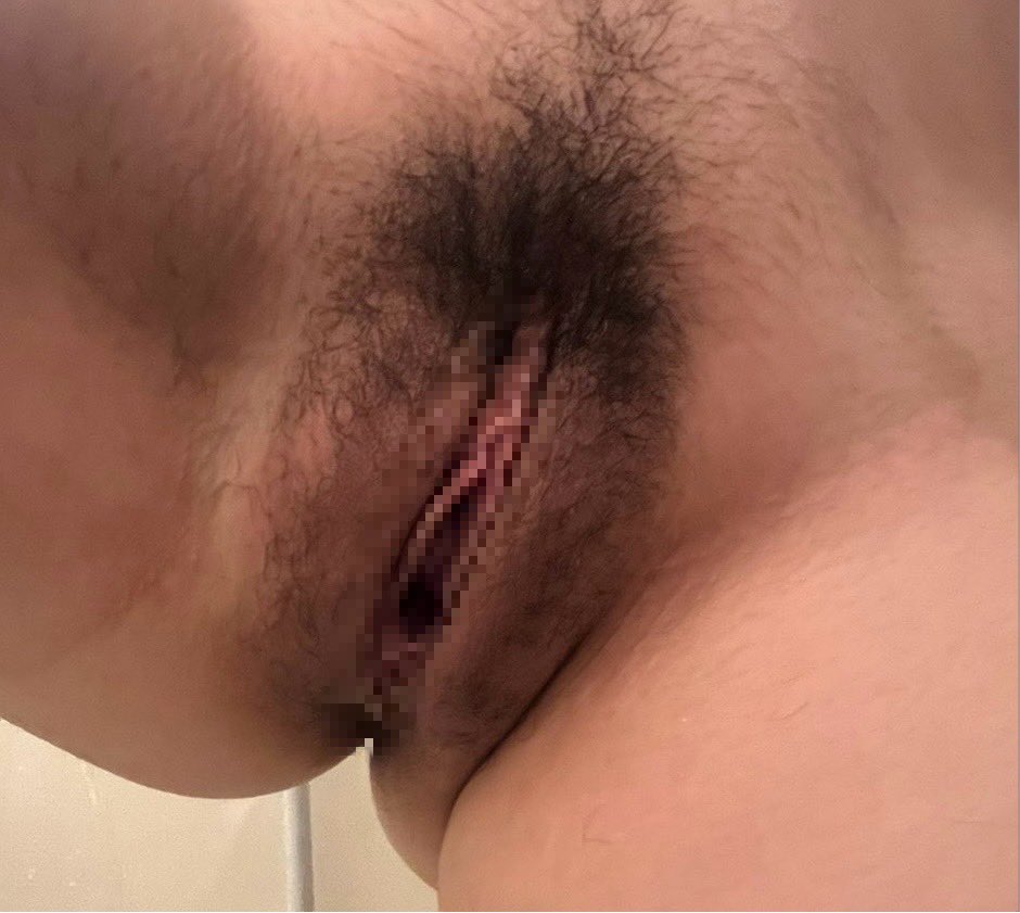 PussyLaboratory's tweet photo. 匿名希望さん
クリトリス:小さめ
小陰唇（ビラビラ）:小さめ、色素沈着なし
膣口:やや大きめ
性器の色:肌色からやや桃色
ヘアー:範囲はやや広め、密度は薄め
総評:全体的に小ぶりなマンコ、左右対称で黒ずみなども全くなし、クリトリス包皮のバランスも良く、かなりの美マン https://t.co/m6h4VuYb83