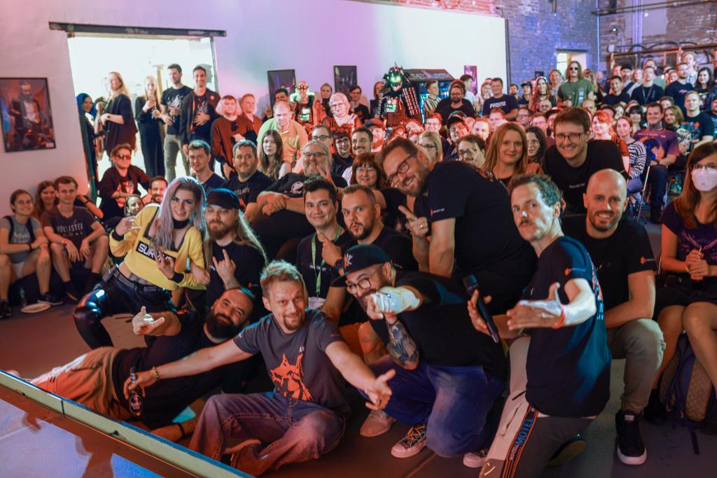 Carolin 🖤 🎮 tweet media