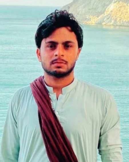 ajbaluch's tweet photo. Meeran Asghar was forcibly abducted by Pakistani security forces from Sohrabi Ward, #Gwadar around 9:30 am today and taken to an unknown location. His family is extremely worried about his safety and demands immediate information about his whereabouts. #EndEnforcedDisappearances https://t.co/UEZAi0GiJt