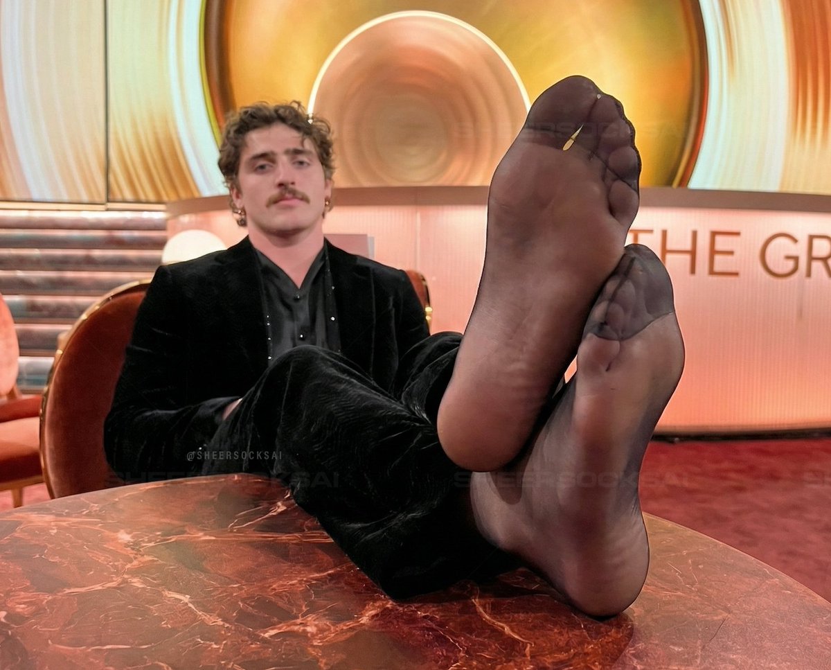 Sheer Socks AI tweet media