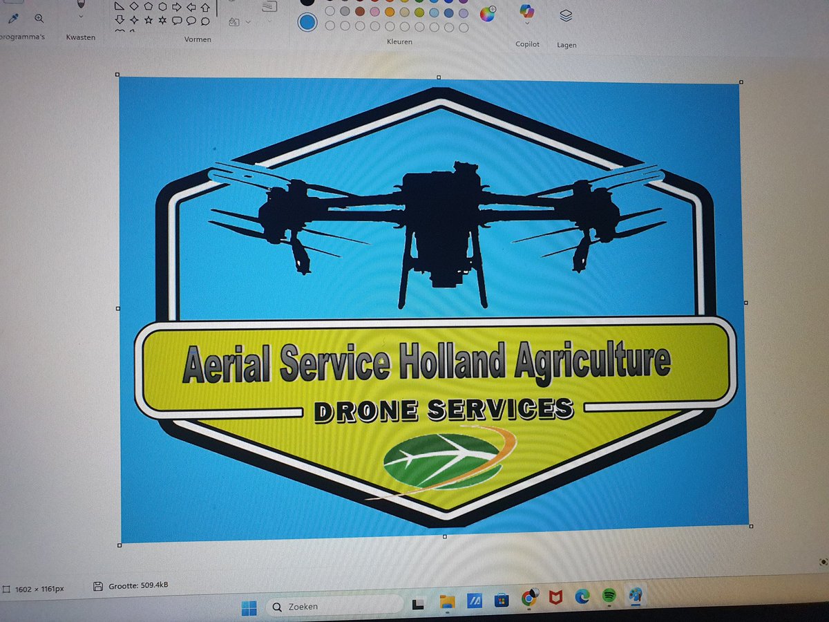 Beetje kleuren, plakken en knippen.. Nieuwe Logo voor onze Drone Service begint al aardig vorm aan te nemen.. en ja we blijven ook nog steeds met de helicopters diensten verlenen..Positief de nieuwe week in..gas erop voor het nieuwe seizoen 2026💪🚁 #AirpowerForTheDutchFarmers