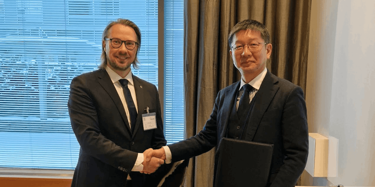 KNLNetworks's tweet photo. KNL and Japan-based Hytec Inter signed an MoU to strengthen resilient communications for defence and security – combining KNL’s beyond-line-of-sight HF tech with Hytec’s secure connectivity infrastructure.
Read more: https://t.co/HFfsduCSNn
#KNL #HytecInter #HFcomms #BLOS https://t.co/evowr2cwea