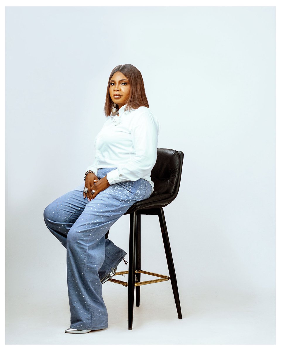 thechukwumagirl tweet media