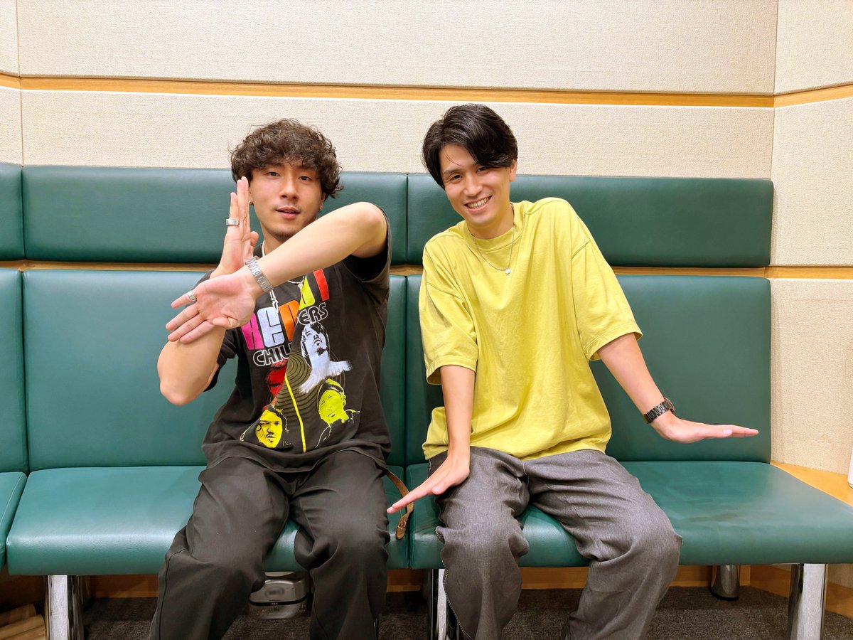 ◤￣￣￣￣￣￣￣￣￣◥

キャストインタビュー
初公開❣🎙✨

◣＿＿＿＿＿＿＿＿＿◢

𝟐.𝟐𝟓  𝐨𝐧 𝐬𝐚𝐥𝐞✧₊
ドラマCD『コワモテの隣人がΩだった時の対処法 2』
原作：#ニクヤ乾 （<a href="/298inui/">ニクヤ乾🍖1/15コワモテ3巻発売</a>）

🐈‍⬛#阿座上洋平 さん＆ #鈴木崚汰 さん🐶

✨👇インタビューはこちら📝✨
fifthavenue.blog89.fc2.com/blog-entry-802…