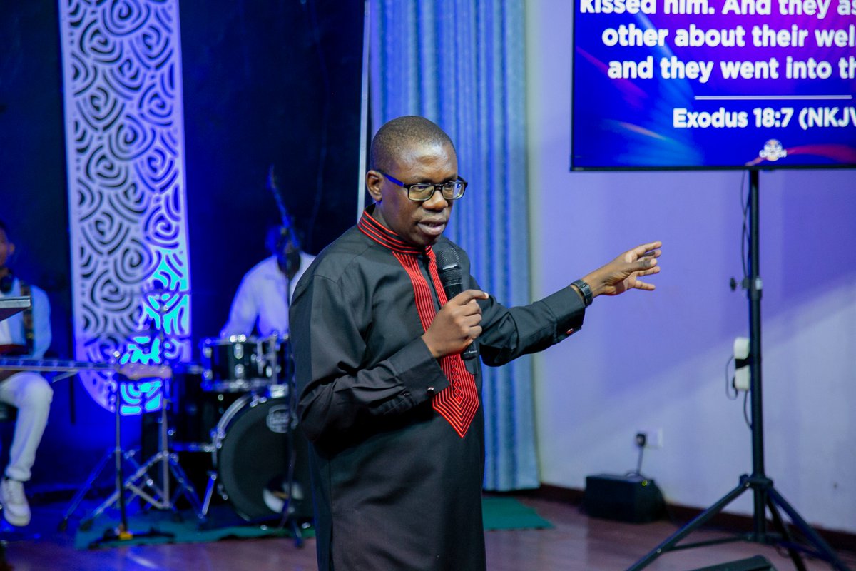 Chris Kaweesa tweet media