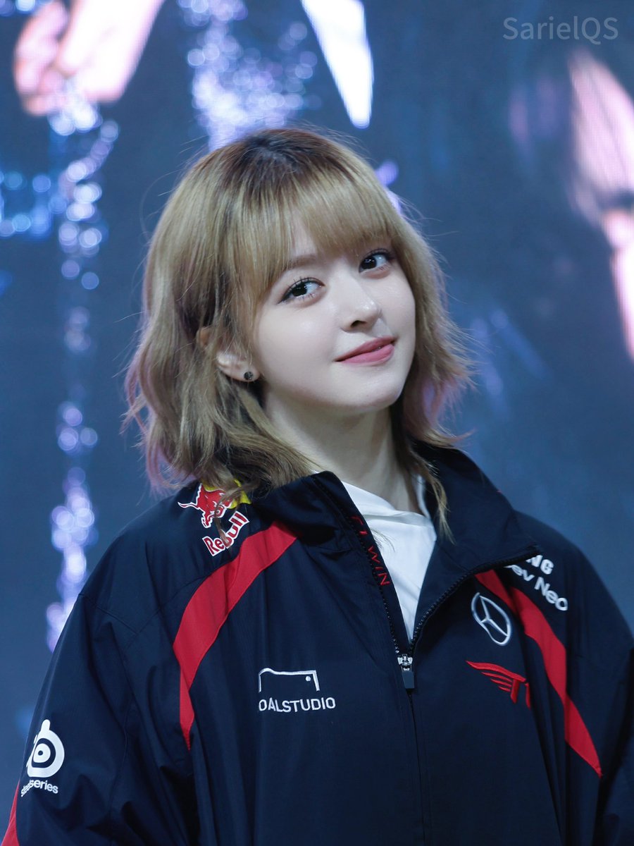 ryellely's tweet photo. 나 별별별 릴리 좋아했네…. https://t.co/4Cw3NQ3Pae