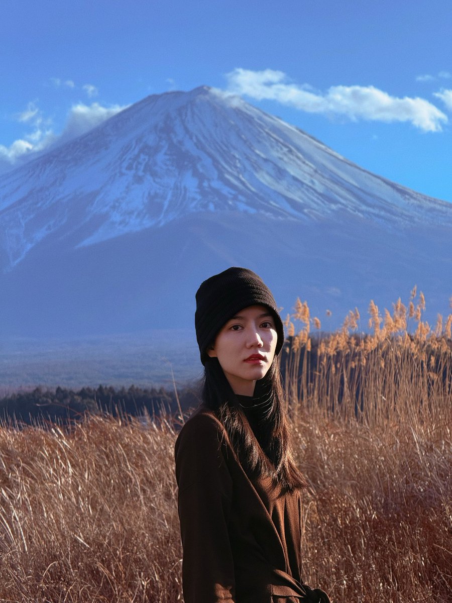 “คุณมีเหตุผลของคุณ ผมมีหัวใจของผมก็พอแล้ว”

เล่นเป็นฮิเดโกะ โตมาเป็นโกโบริ 😂 
#ริชชี่อรเณศ