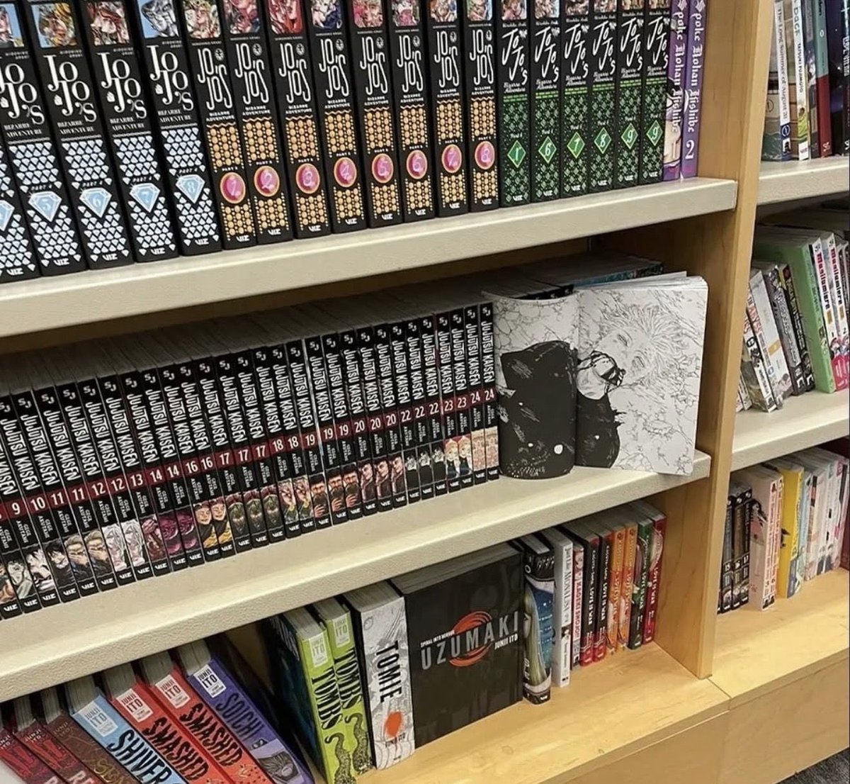 As_08K's tweet photo. 図書室にエグい方法でネタバレしてる奴いてヤバい https://t.co/e2PlmwFxVH