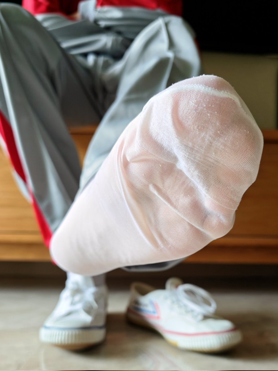 Roy Navi tweet media