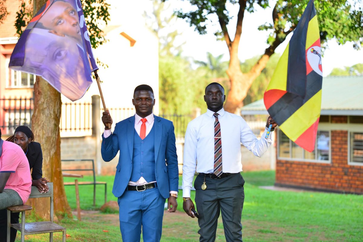 NiwaherezaBless's tweet photo. Just in;
Our @NUP_Ug Head of institutions Wing
AKISO BENJAMIN OPPRESSED
Former Guild President @kyambogou
Former Toroma county MP Aspirant
@AkisoBenjamin has been arrested
#FreeAkisoNow
#PeacefulProtestisNotAcrime
@HEBobiwine @brucenahabwe1 @NinyeTabz @Owekisad @DailyMonitor https://t.co/c8rxQSL4Ad