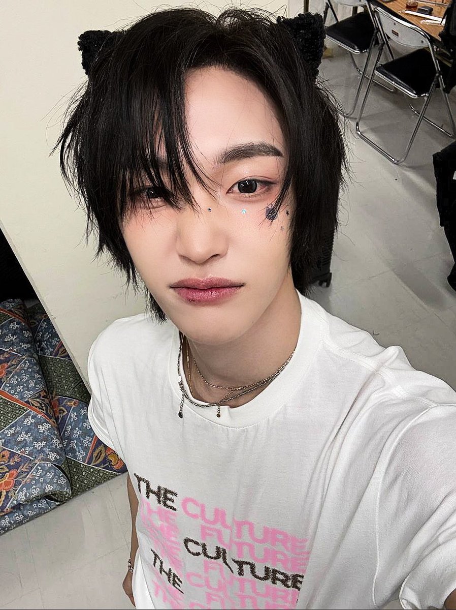 포카로 넘어갈뻔했다는 댓글 먼저봐서 헉 어떻길래 이러고 봤는데 삽인정
샤갈너무귀여움！！！！！！！