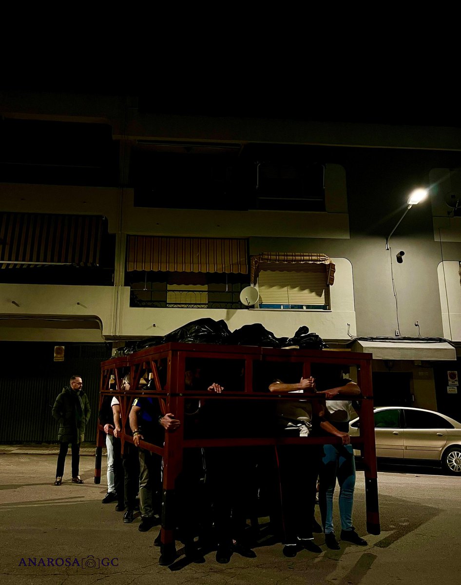 COSTALEROS | En la tarde del pasado sábado, 31 de enero, nuestros costaleros del paso de palio de María Santísima de las Penas realizaban el primer ensayo de cara al Jueves Santo de 2026.

📸 Fotografías: Ana Rosa García Campos