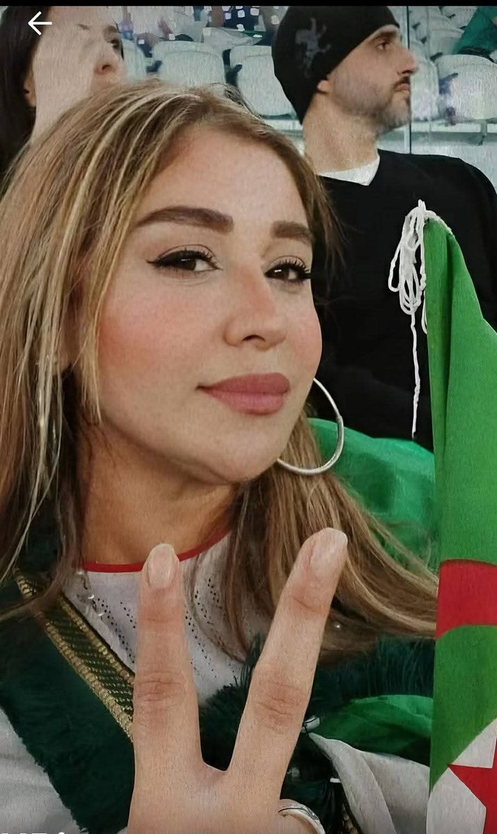 DonFatheeer's tweet photo. @derradjihafid بقتي مقابل الكاف والتحكم والتحكيم والمحكمة والمغرب ...حتى جا القطري حكمها ومكنوا فيها بإحكام 🤣🤣🤣🤣🤣🤣🤣🤣🤣🤣🤣🤣🤣🤣 https://t.co/Qz31ZTaWZD