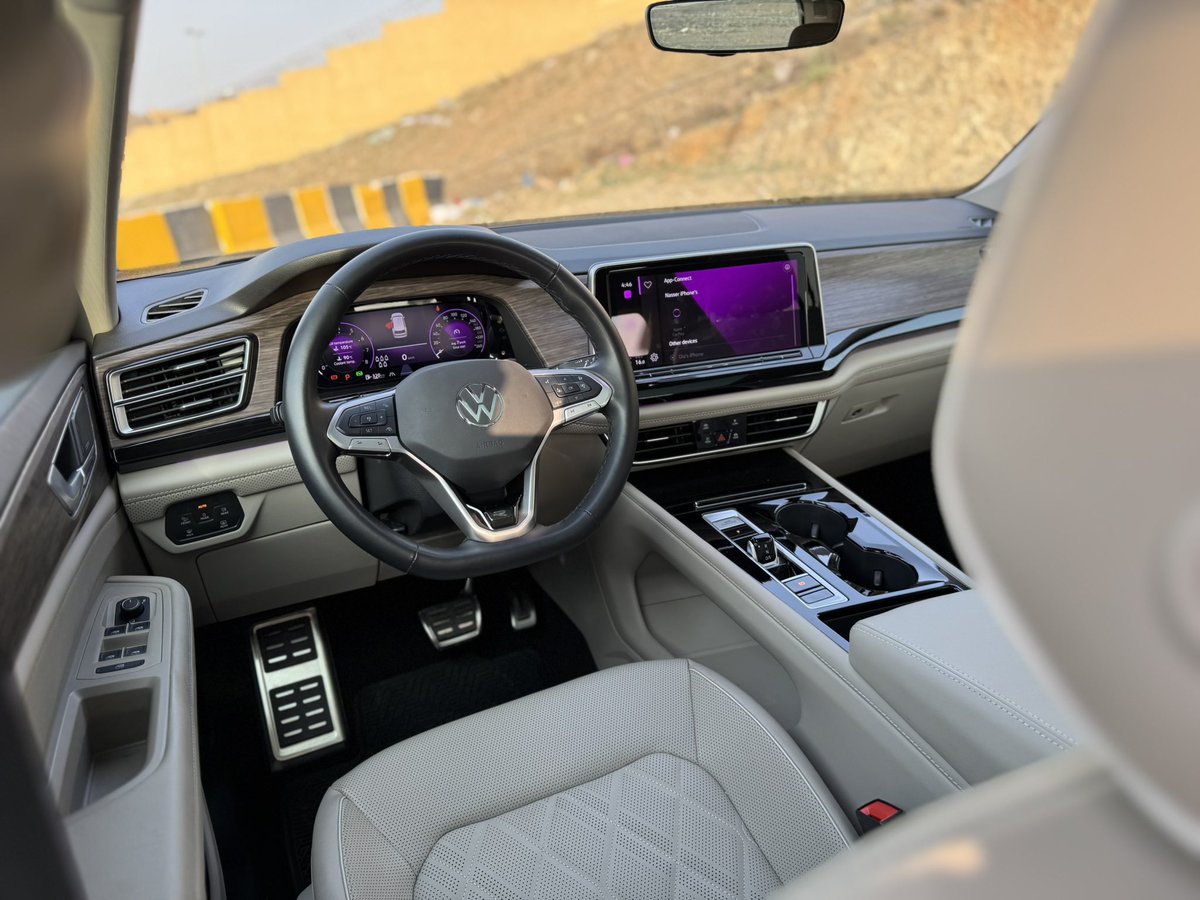 Saudi_Drivers's tweet photo. تجربة فولكس فاجن تيرامونت ٢٠٢٦ المفصله على صفحتنا في الفيسبوك 

https://t.co/cuMxsNL9V0

@VWSaudi 
@SamacoKsa 
@VWMiddleEast 
@VW https://t.co/1I1eqcOa3K