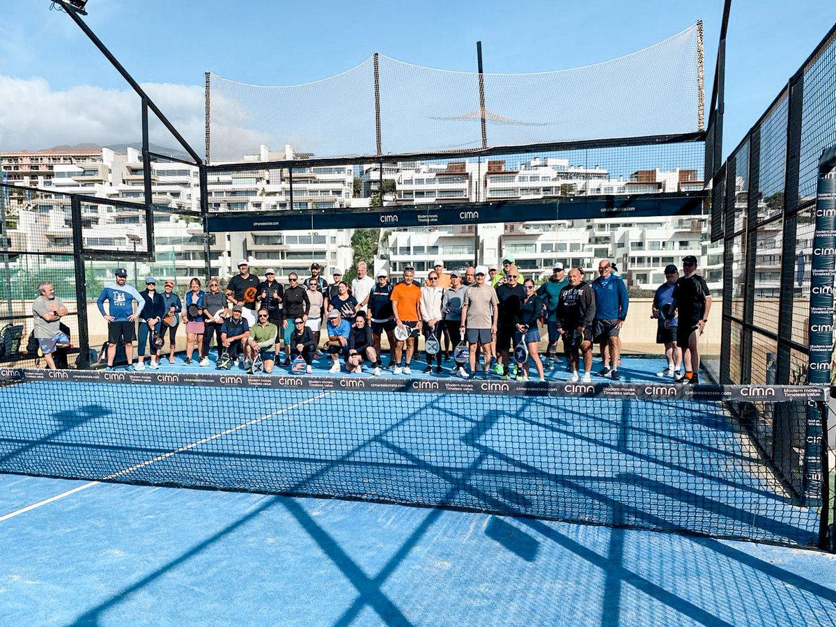 Fin de semana de mixing completo en nuestras pistas 🎾 El pádel en Estepona se juega en Las Mesas 

#LasMesas #Estepona #Pádel #Mixing #CuidaTuSaludEnLasMesas