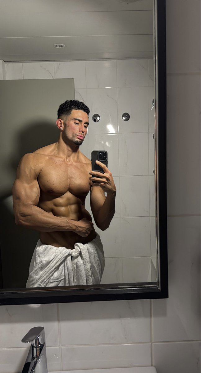 rollpapi tweet media