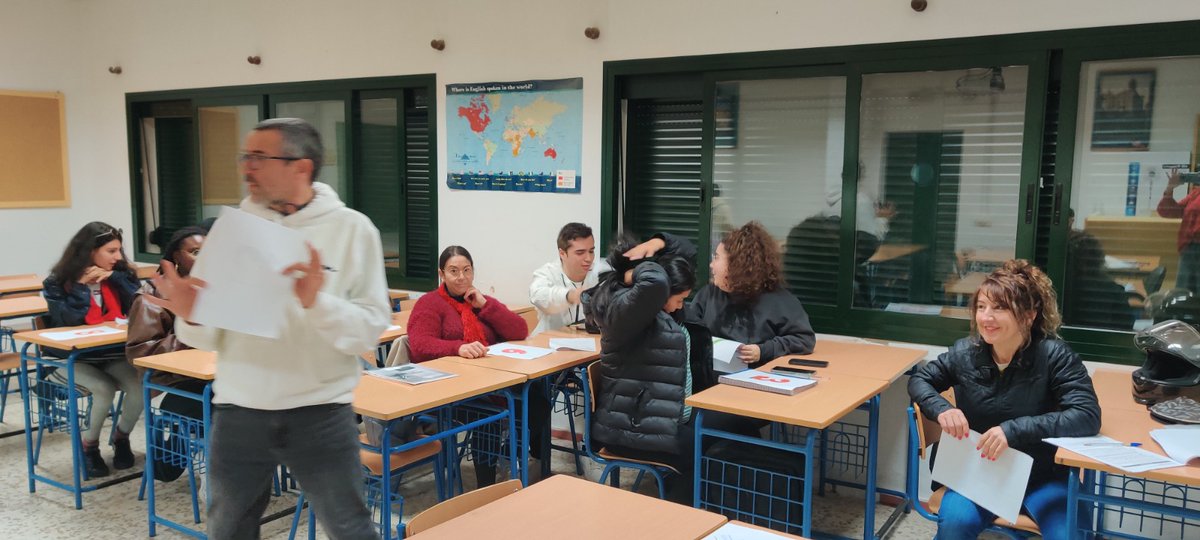 IES REYES CATOLICOS tweet media