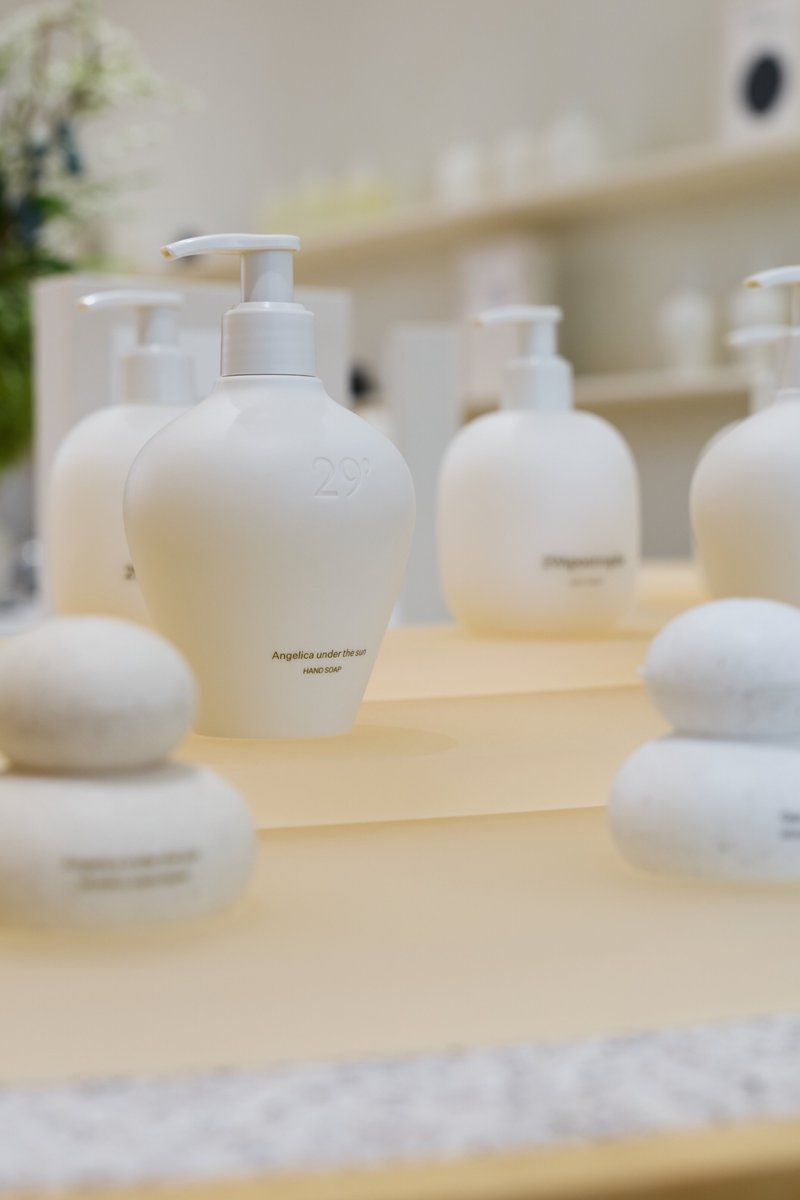 이구어퍼스트로피 (29') tweet media